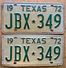 1972 TEXAS AUTO LICENSE PLATE PLATES MATCHING  PAIR  SET " JBX 349 " TX 72