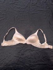 Woman  s Tan Beige Warners Wireless Bra Size 38B RN 36543