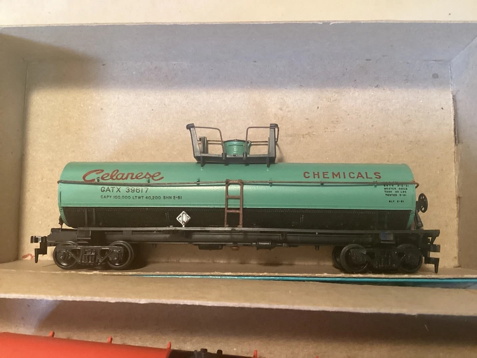 Coches cisterna Athearn caja azul HO Texaco #270 GULF #2605 Celenese #39617 Foto 3 de 4