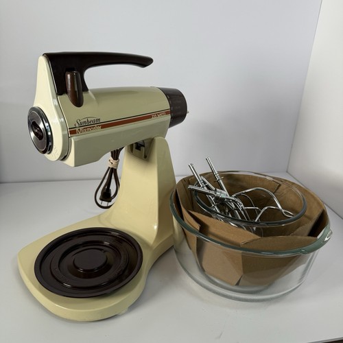 Vintage Sunbeam Mixmaster Mixer Yellow 12 Speed Complete Bowls & Beaters Tested