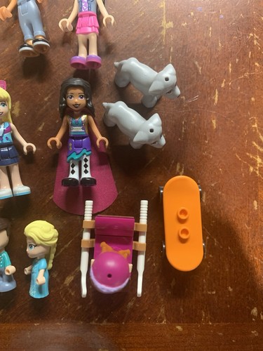 Lego Friends Lot de 28 mini poupées avec accessoires - Photo 3/4