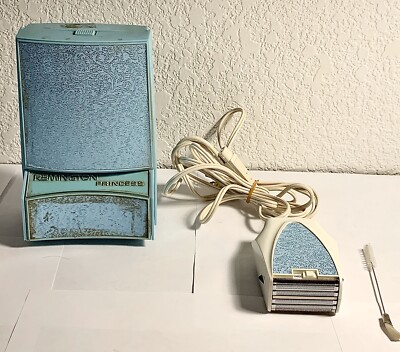 Vintage Blue Lady Remington Princess Electric Shaver w/Case - Works!