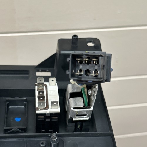 International Prostar Temp/Blower Control W/ Sleeper Control Panel 5HB965201-01 - Picture 9 of 11