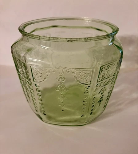 VTG 1930s Green Princess Biscuit Cookie Jar No Lid Uranium Glass?