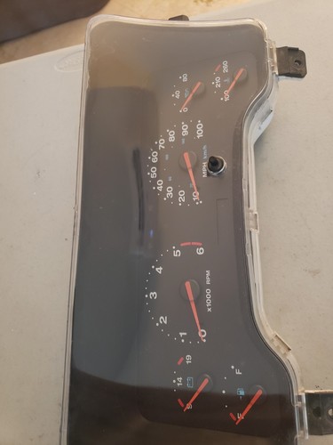 97 T0 2000 Jeep Wrangler TJ Speedometer 99 Wrangler - Picture 2 of 6