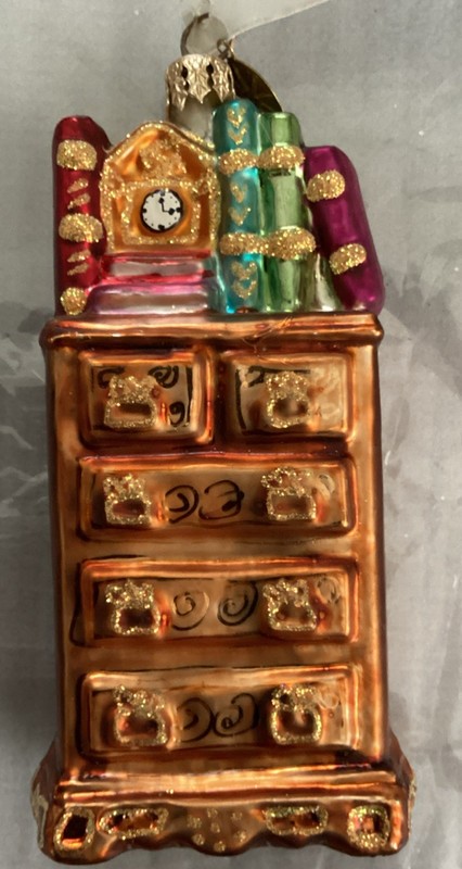 Christopher Radko Well Dressed Drawers #01-0125-0 Dresser With Books & Clock Tag
