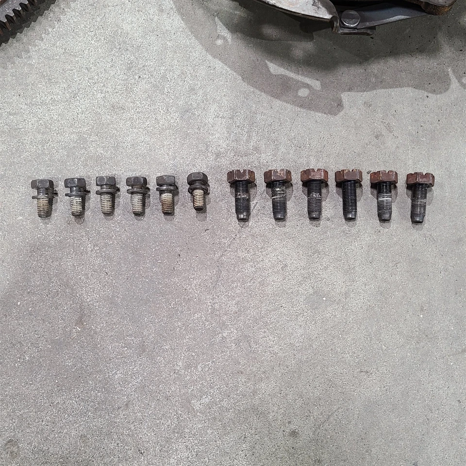 96-98 Mustang Gt 4.6L Sohc Manual Flywheel & Clutch Kit Hardware 6 Bolt Aa7428 - Image 2 of 4