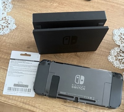 Nintendo Switch HAC-001(-01) Joy-Controller Bundle 32GB Handheld-Spielekonsole -