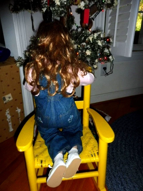 ASHTON DRAKE/JULIE FISCHER VINYL & CLOTH "HANGING OUT WITH HANNAH" 30 INCHES - Image 4 of 4