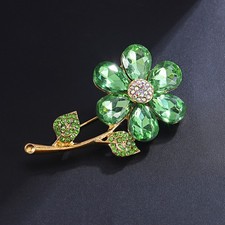 Green Crystal Flower Brooch Stylish Women's Pin Versatile Accessory for Banquet
