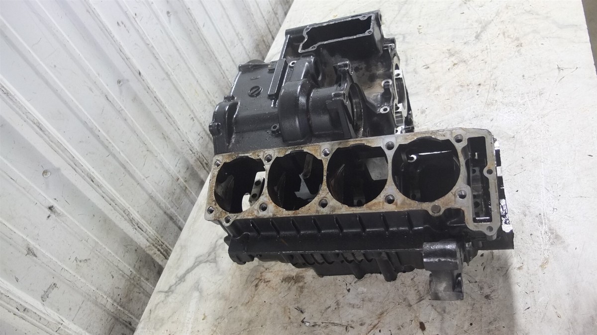 86 Kawasaki ZX1000 ZX 1000 Ninja Engine Motor Crank Case Cases