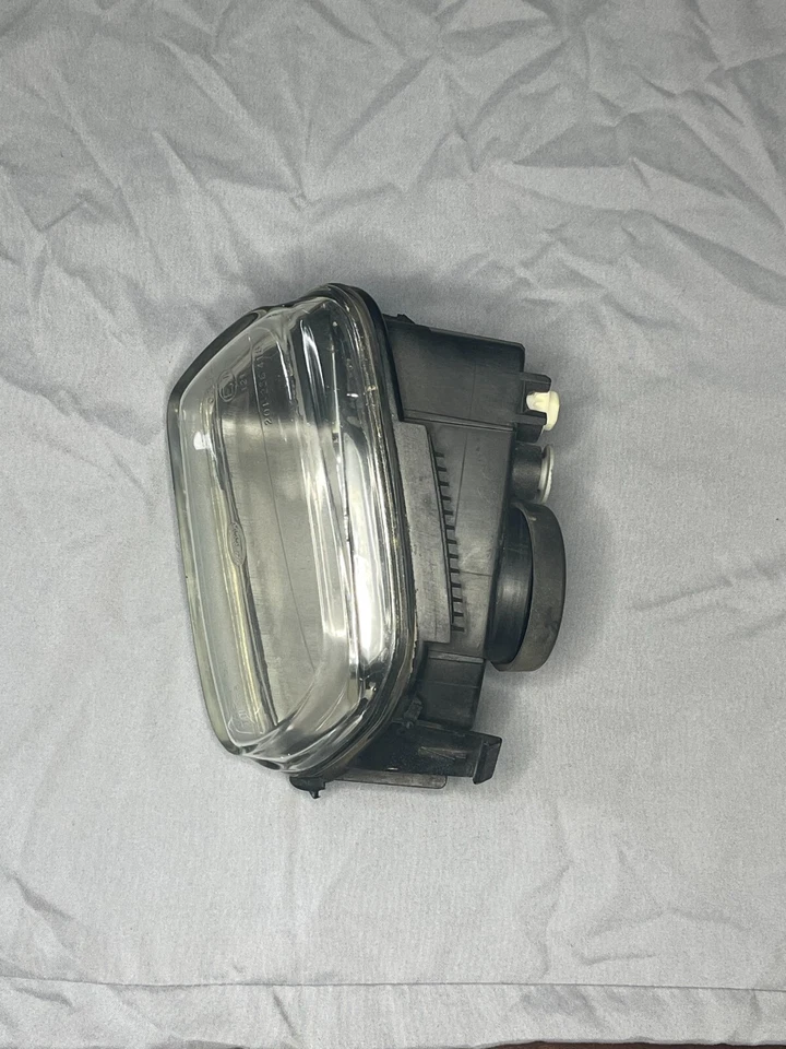 Jaguar XJ6 XJ12 XJR 1995 1997 pasajero lado derecho luz antiniebla OEM DBC11016 Foto 3 de 4