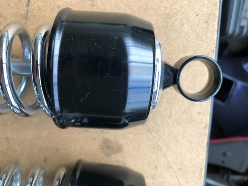 Honda CB750 rear shock in Brand New Condition. Black & Chrome rear shocks. - Picture 8 of 11
