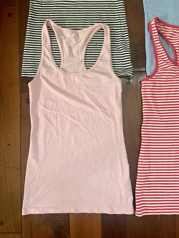Lote de camisetas sin mangas para mujer Old Navy XS a rayas rosa azul elástico largas Foto 4 de 4