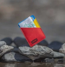 Chums - Duckie Slim Front Pocket Wallet - 100% Recycled Raft Material - New