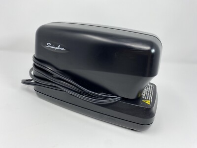 Swingline 69270E Electric High Capacity Stapler Staples up to 70 sheets