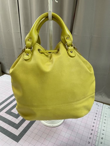SAM EDLEMAN CHATREUSE GREEN LEATHER HANDBAG, GOLD STUDS - Picture 5 of 7