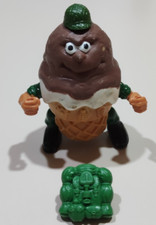 FOOD FIGHTERS SERGEANT SCOOP MATTEL 1988 WITH BACKPACK