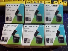 100 ACCU-CHEK GUIDE 1 BOX OF 100 TEST STRIPS, EXP 5-21-27, DINGED SEALED BOX