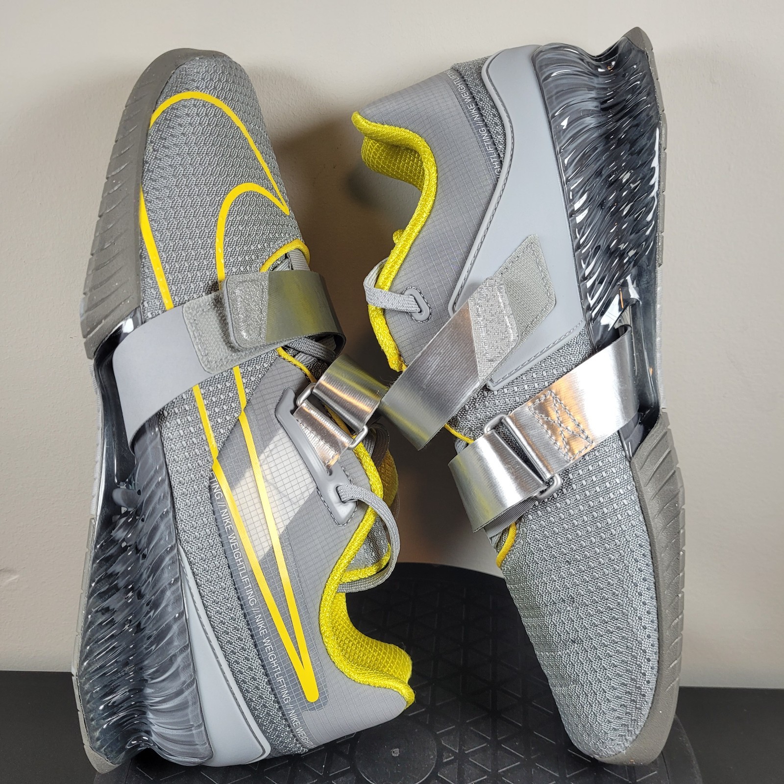 SAOLA Nike Romaleos 4 Scarpe da Sollevamento Pesi Grigio Lupo Lampo CD3463 002 Uomo Taglia 10 5