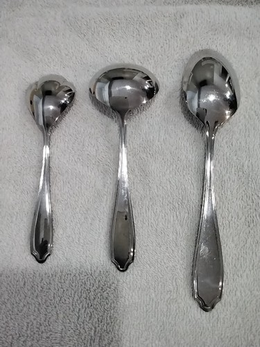 Yamazaki Stainless Flatware Set Victoria Gold - Service For 8 - 43pcs Total VTG - Picture 8 of 8