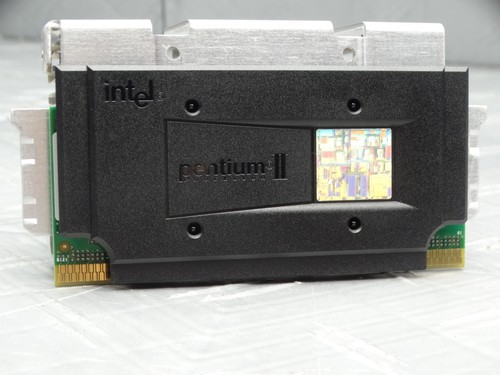 Intel Pentium II SL357 CPU 500 MHz 512/100/2.0V S1 + Heatsink - Picture 6 of 8