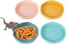Plastic Worm Water Dish Plate, 4 Pack Small Reptile Food Dish Bowl