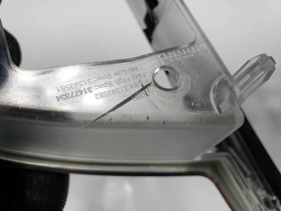 ✅ 2016-2022 OEM Volvo XC90 Display Screen Dash Panel Bezel Trim Black * - Image 3 of 4