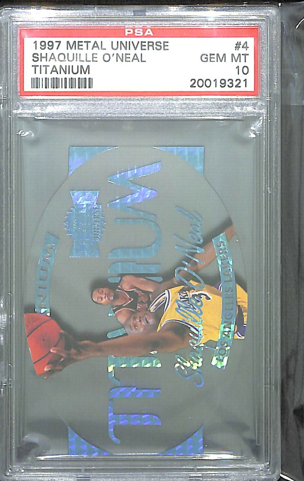 1997 Fleer Metal Universe Titanium #4 Shaquille O'Neal PSA 10
