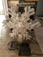 NEW LED CHRISTMAS PROJECTOR TREE TOPPER SILVER GLITTER SNOWFLAKE WORKS! NICE!!