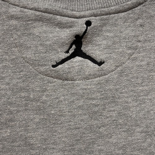 Nike Air Jordan Sweatshirt Boys Medium Gray w/ Graphic Jumpman Crewneck Pullover - Picture 5 of 10