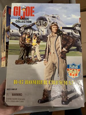 G.I. Joe B-17 Bomber Crewman フィギュア G.I. Joe Classic Collection B-17 Bomber Crewman 12-Inch Action