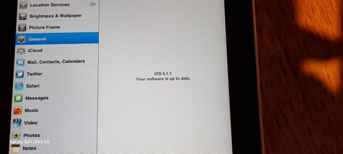 Apple iPad 1st Gen. 32GB, Wi-Fi, 9.7in - Black A1219 - Picture 2 of 4