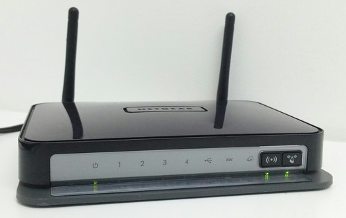 Netgear DGN2200 Wireless- N 300 ADSL Modem Router - Afbeelding 1 van 6