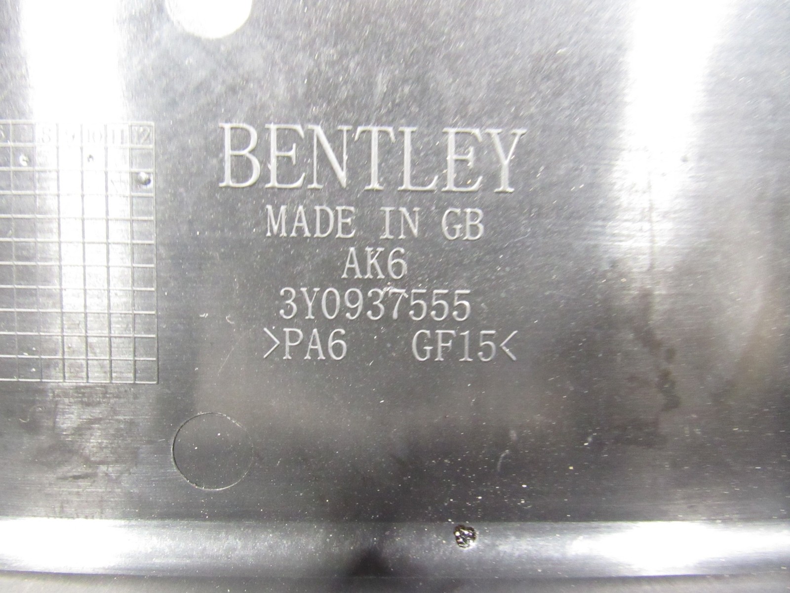 10-20 Bentley Mulsanne 2012 Fuse Relay Junction Box Cover Housing @1