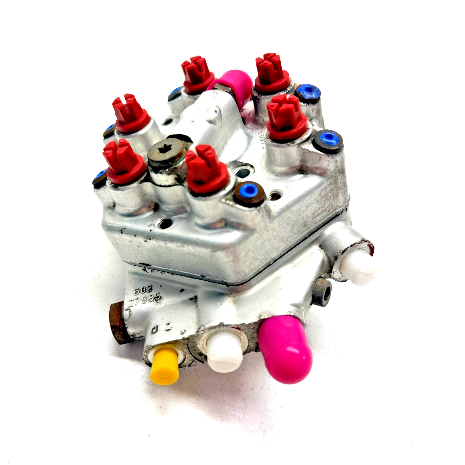 Lamborghini Countach Fuel distributor P/N 0438100099
