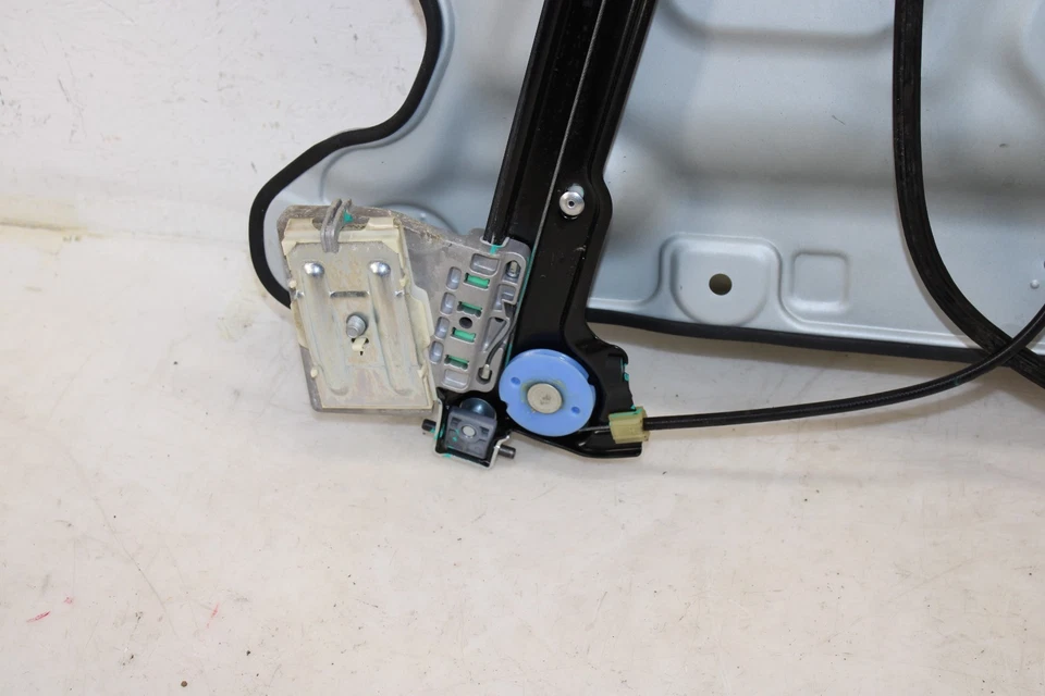 Nissan 370z 2009-2020 regulador de ventana izquierda/motor OEM MW105 Foto 3 de 4