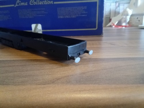 Lima Class 50 Plastic Frame Chassis With Grey Buffers X4 - Picture 4 of 10