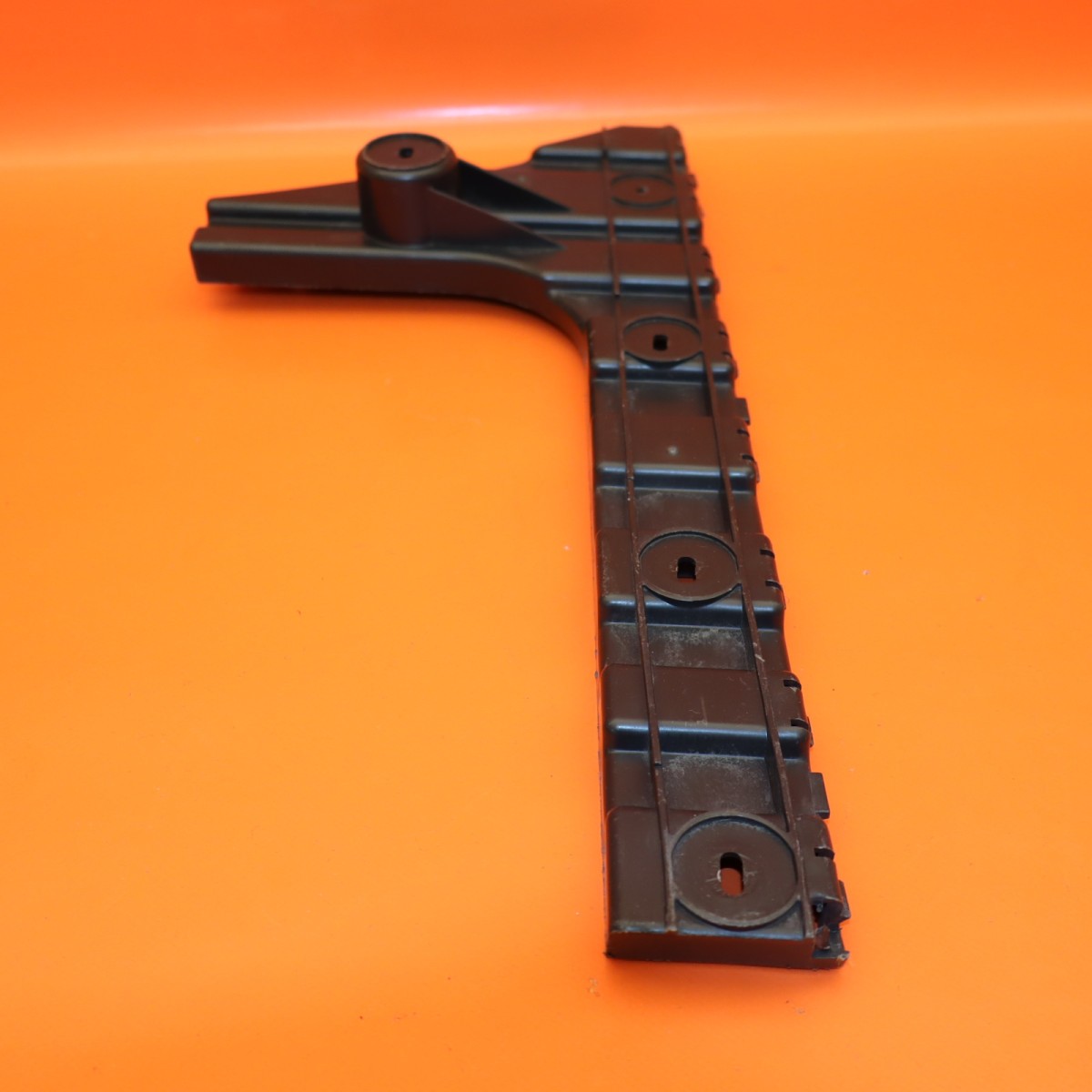 BENTLEY GT GTC REAR BUMPER GUIDE RIGHT OUTER 2012-2015 2016 2017 2018 3W3807394D
