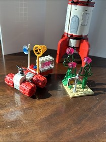 LEGO  Spongebob Squarepants Set #3831 Rocket Ride - No Box, Used, 100% Complete