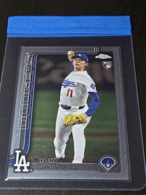 2025 Topps Chrome Roki Sasaki ROOKIE BASE Los Angeles Dodgers MLB