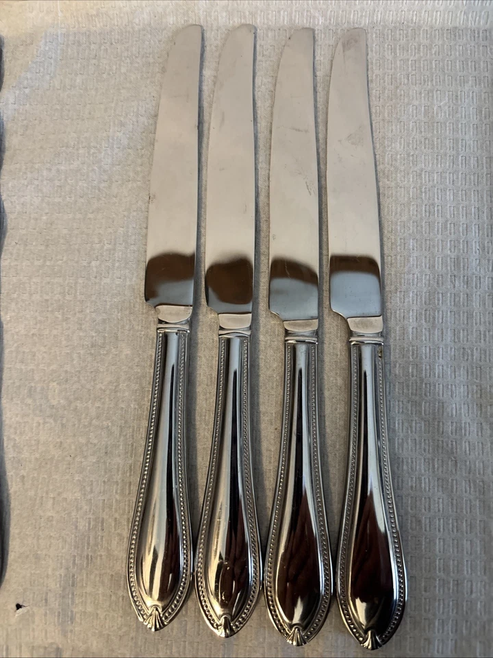 Reed & Barton Whitley Stainless Beaded Fan Dinner Knives THREE SETS OF 4 ea. - Image 3 of 4