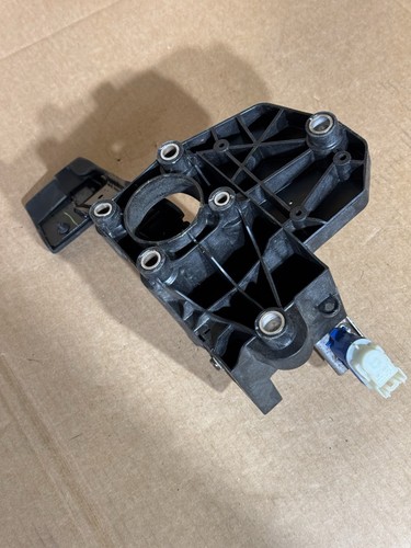 2014-2018 JEEP CHEROKEE AUTOMATIC BRAKE PEDAL ASSEMBLY OEM - Picture 4 of 6
