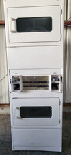 WHIRLPOOL COIN OPERATED STACK GAS DRYER MODEL:CSP2761TQ2 SN:M00501111 REF 