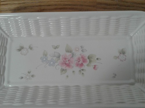 Pfaltzgraff TEA ROSE 12 7/16" Rectangle Basket Weave Serving Dish / Relish Tray - Picture 4 of 8