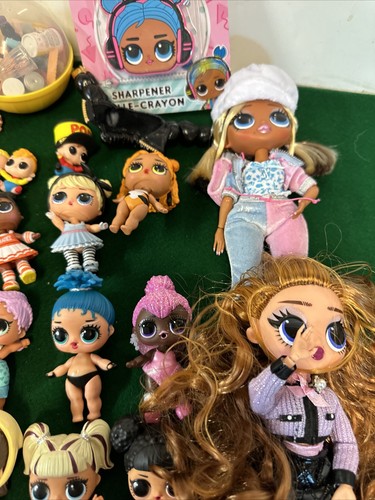 LOL Surprise OMG Movie Magic Studios with 100+ Pieces, 30+ Dolls over 5 pounds - Picture 6 of 13