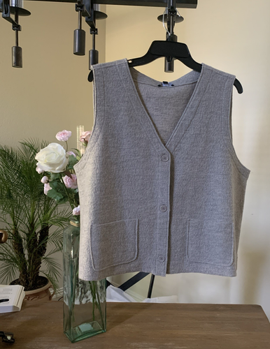 NWT Eileen Fisher DOVE Lightweight Boiled Wool V-Neck Vest Size XXS - Picture 3 of 13