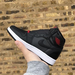 jordan 1 gym red grade school
