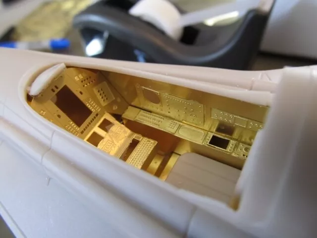 Picture 2 of 8