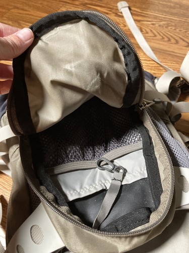 CamelBak D2 Hydration Hiking Cycling Bike Back Pack Padded. No Bladder/Straw - Picture 9 of 13